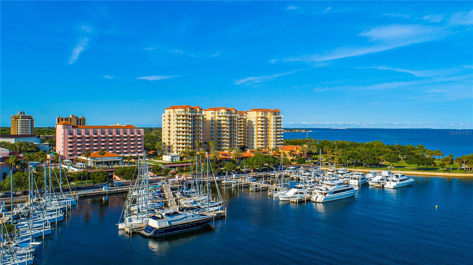 VINOY PLACE CONDO - Residential