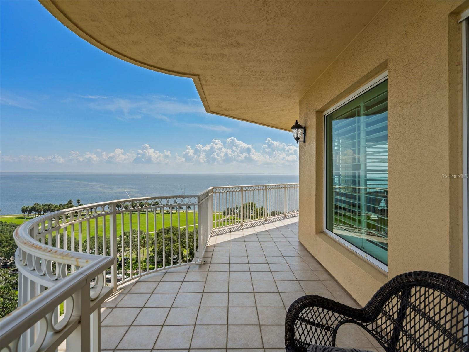 VINOY PLACE CONDO - Residential