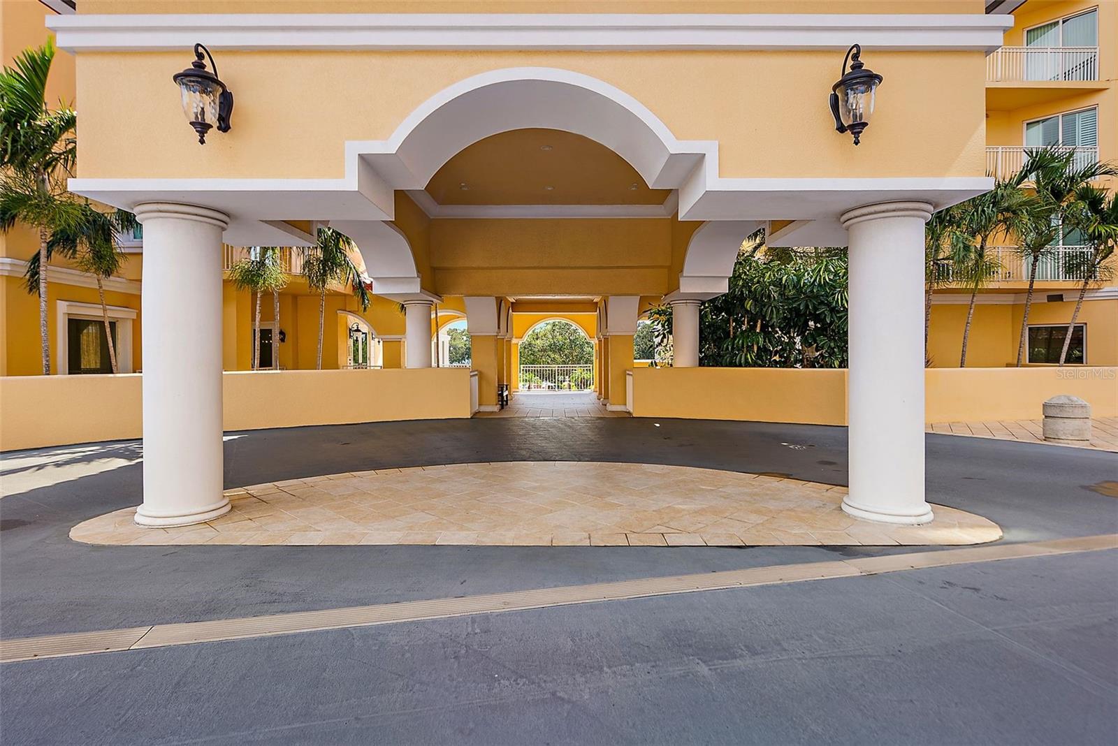 VINOY PLACE CONDO - Residential