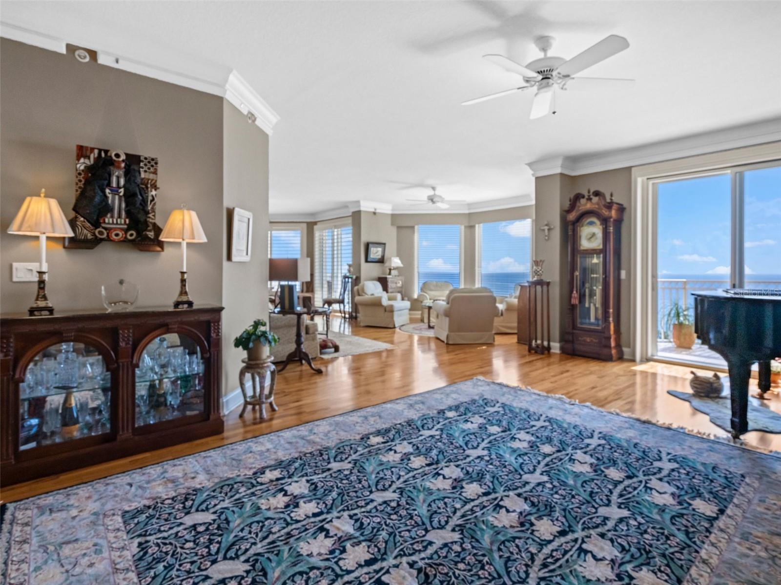 VINOY PLACE CONDO - Residential