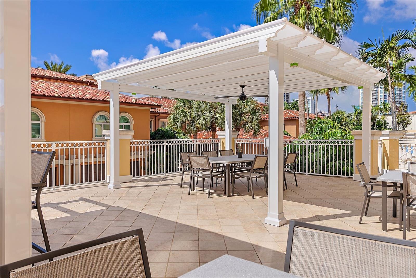 VINOY PLACE CONDO - Residential