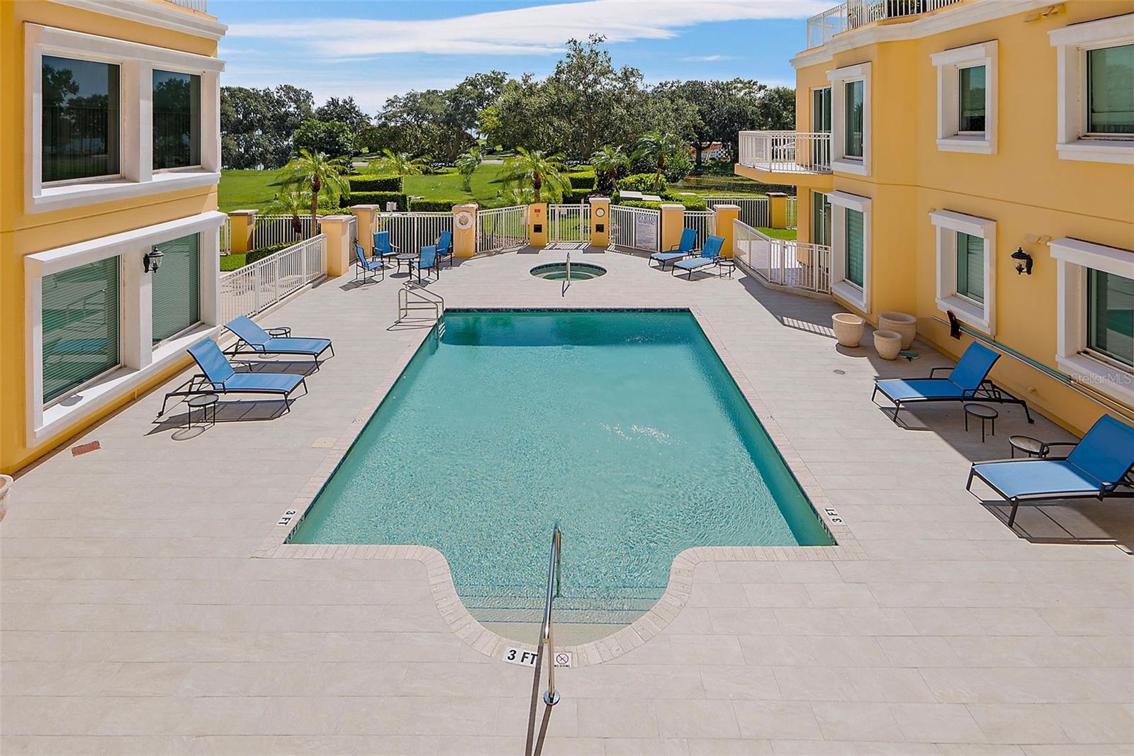 VINOY PLACE CONDO - Residential