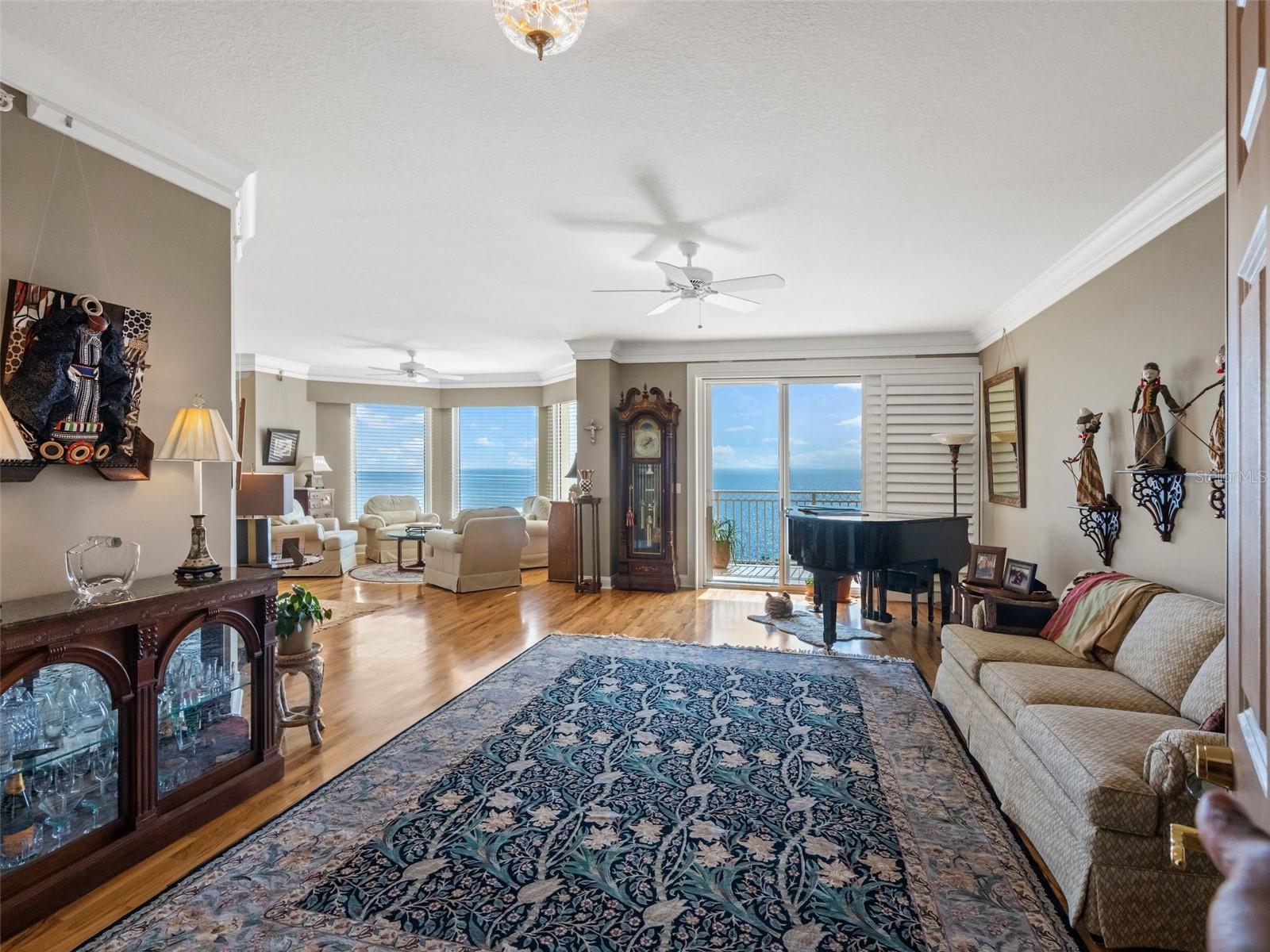 VINOY PLACE CONDO - Residential