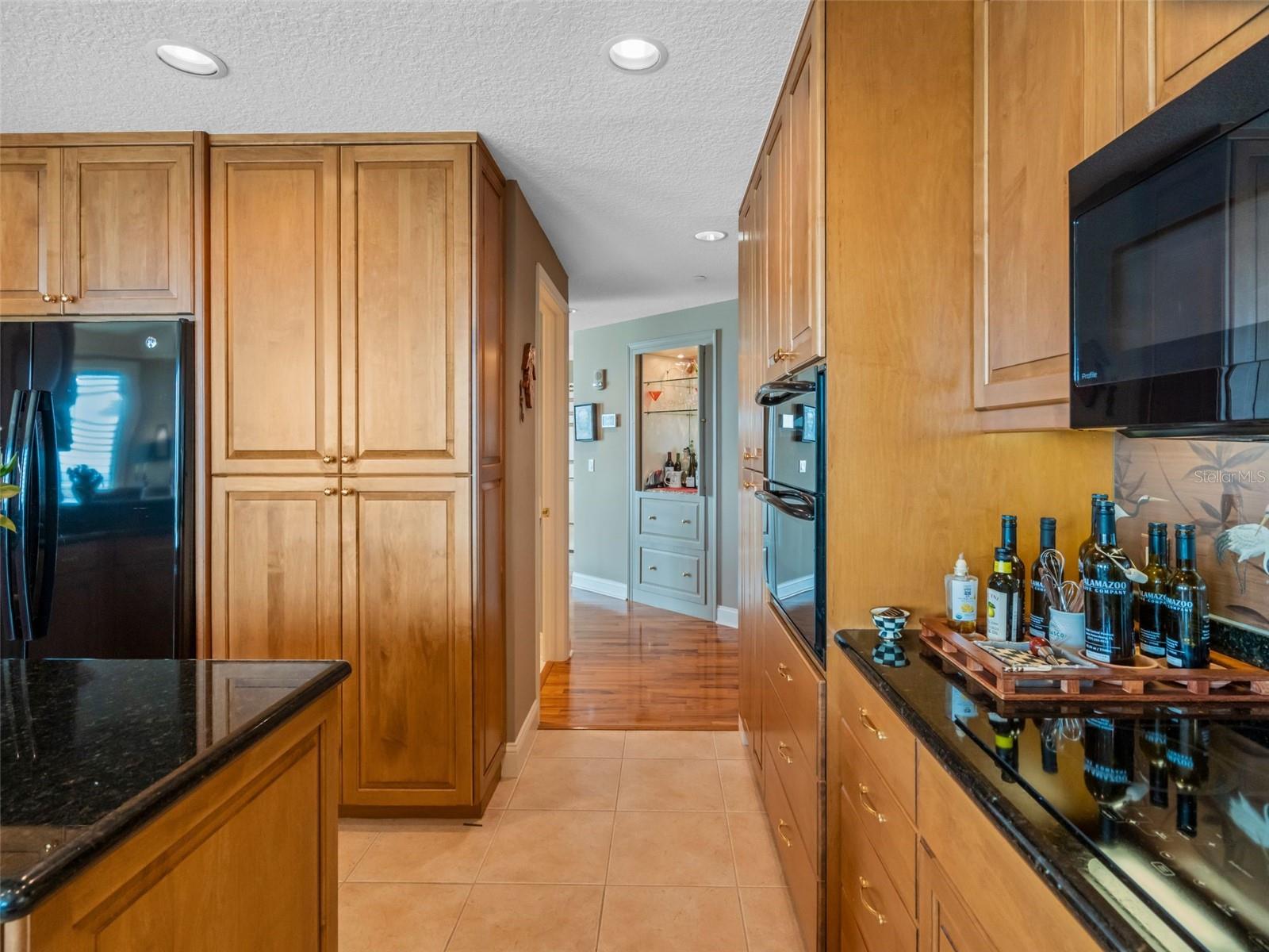 VINOY PLACE CONDO - Residential