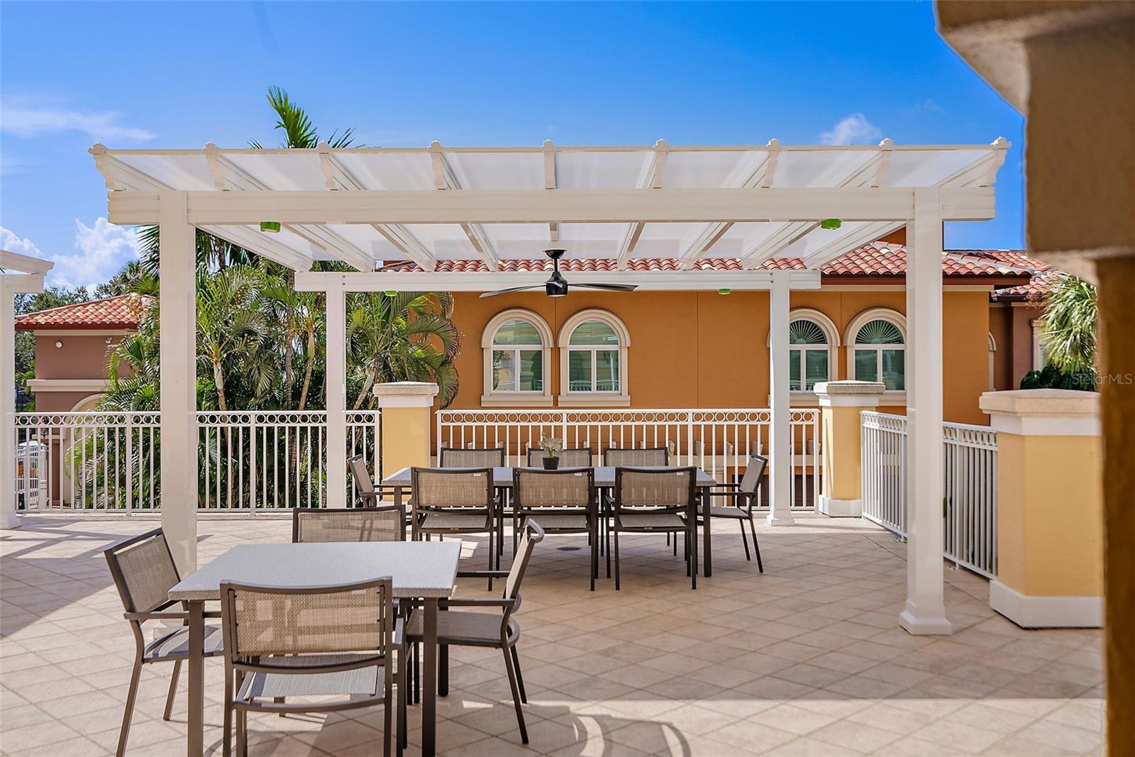 VINOY PLACE CONDO - Residential