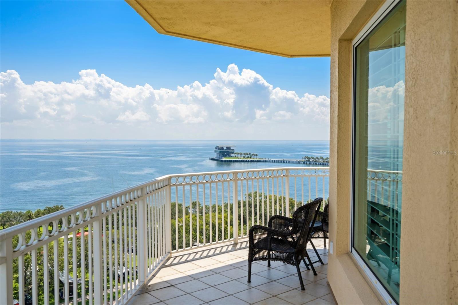 VINOY PLACE CONDO - Residential