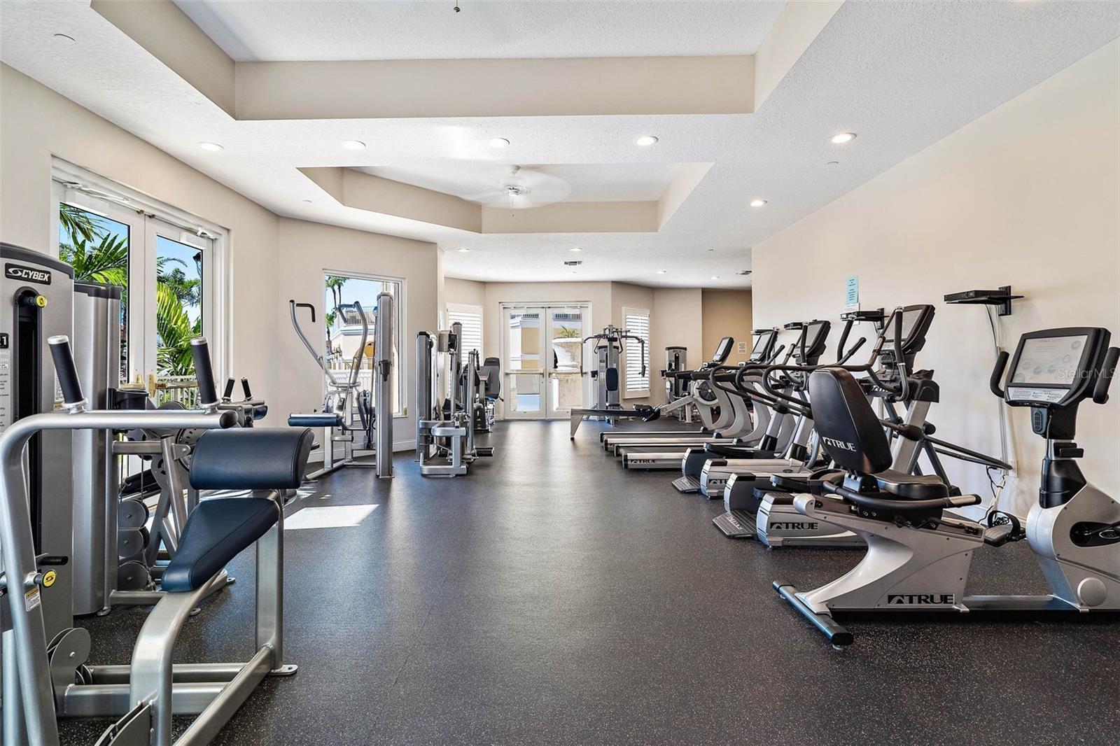 VINOY PLACE CONDO - Residential