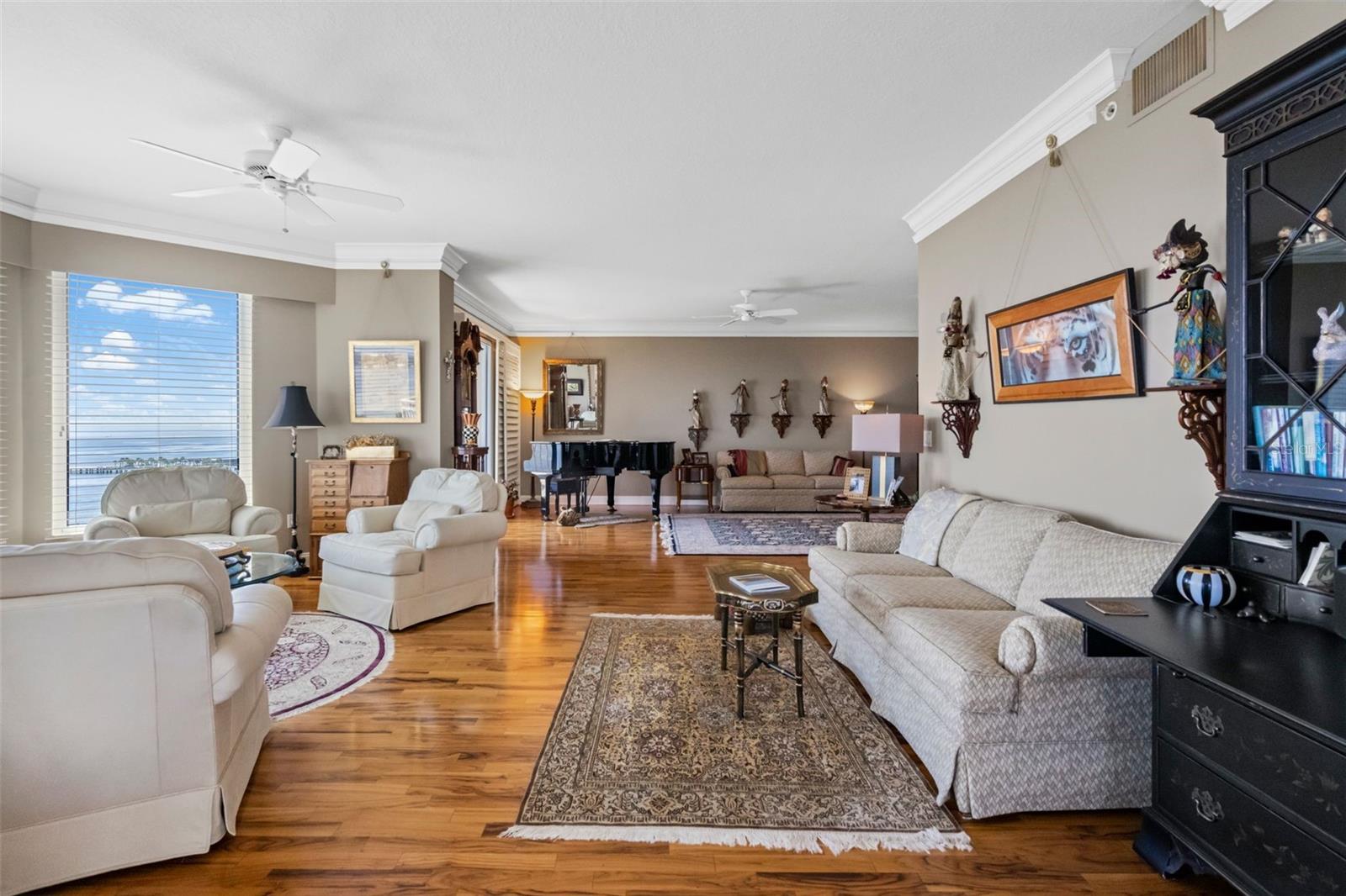 VINOY PLACE CONDO - Residential