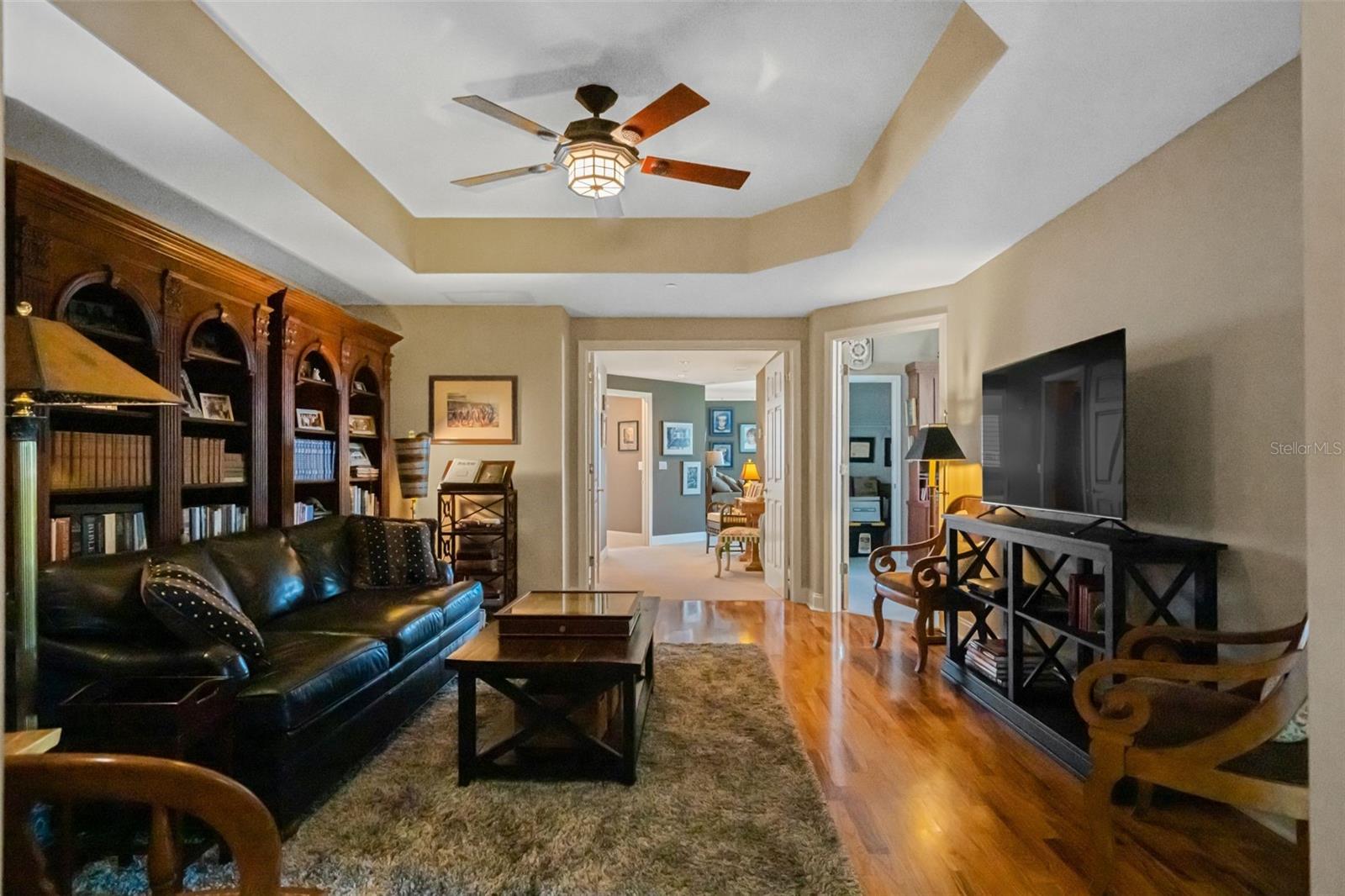 VINOY PLACE CONDO - Residential