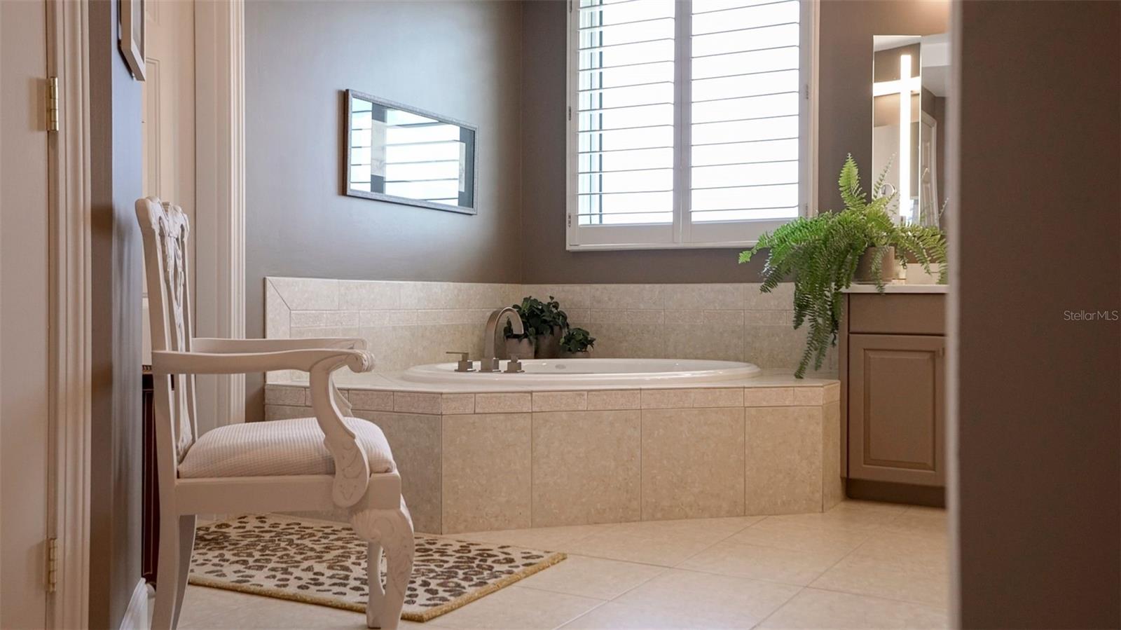 VINOY PLACE CONDO - Residential