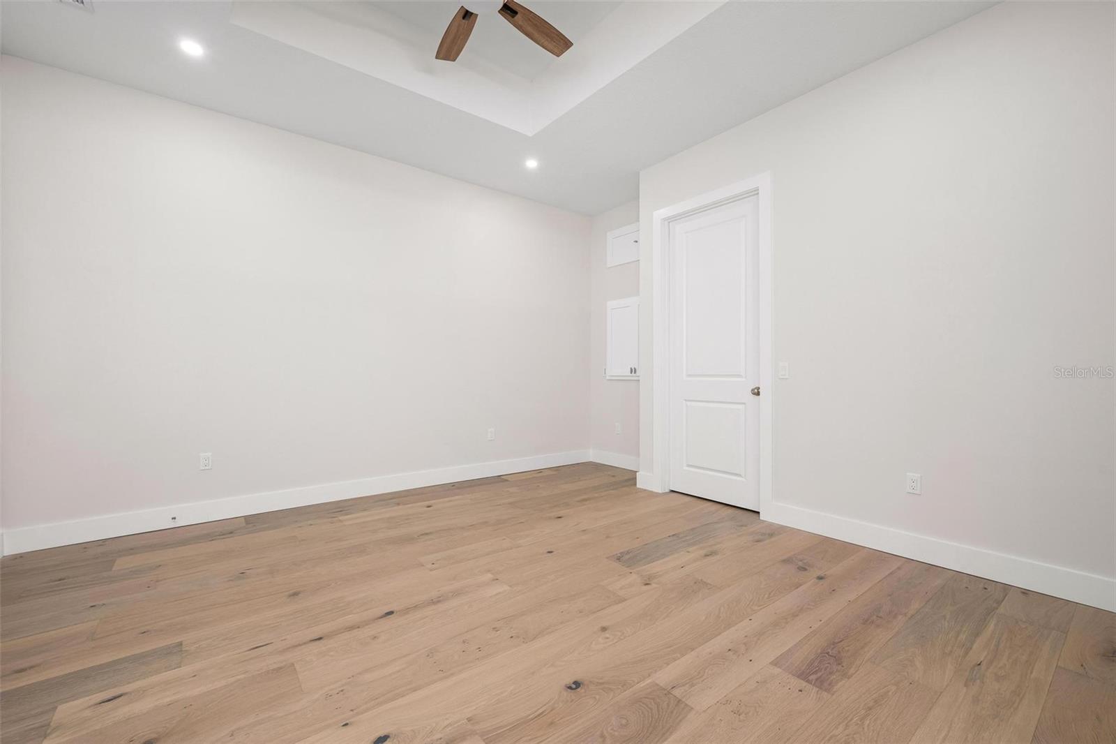 SIESTA BEACH - Residential