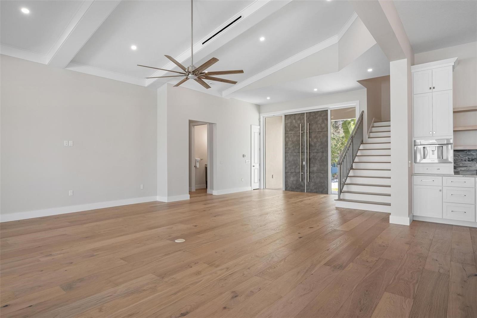 SIESTA BEACH - Residential