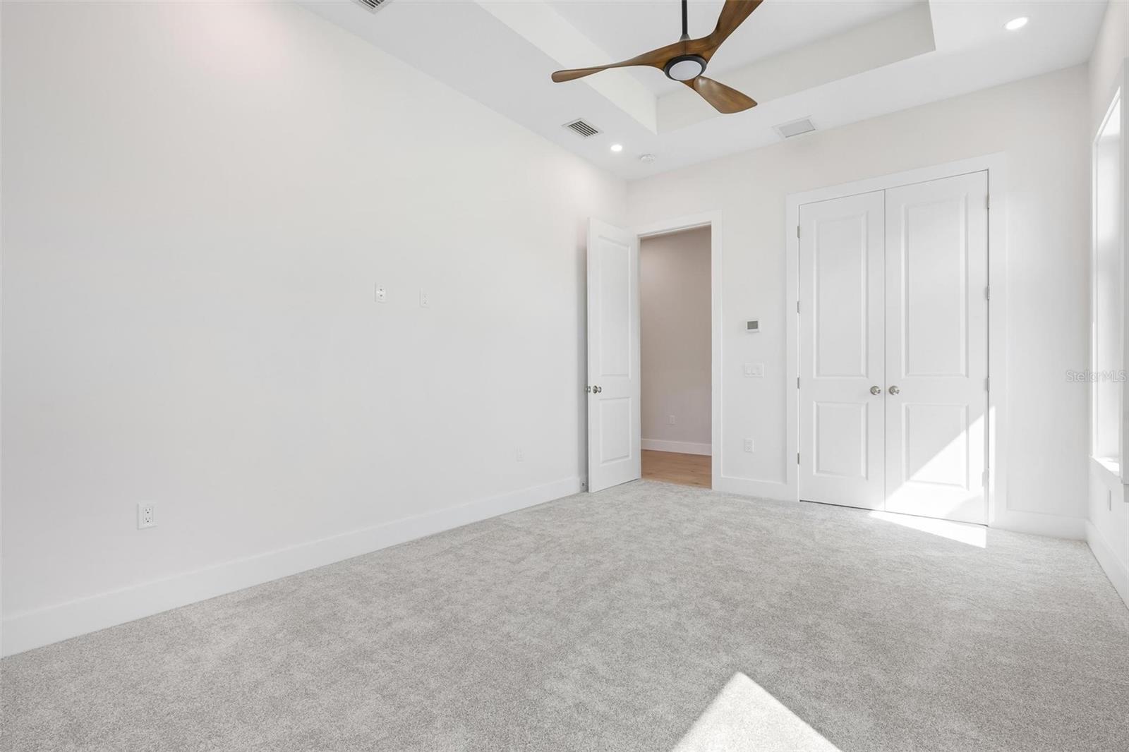 SIESTA BEACH - Residential