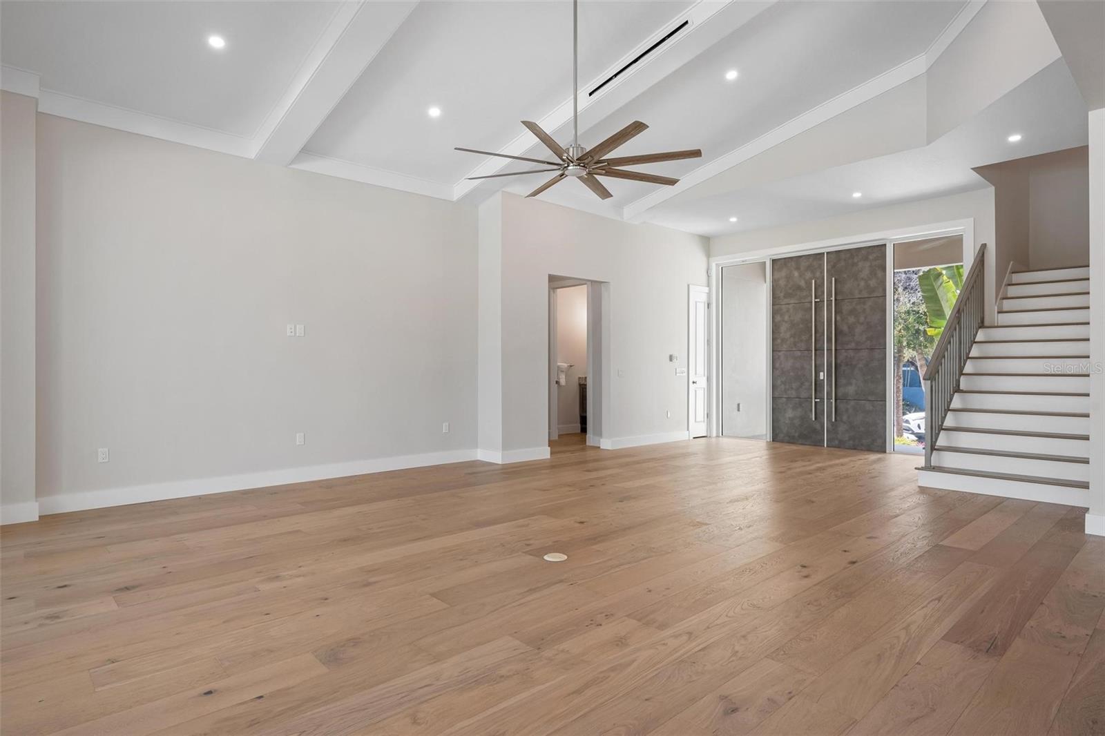 SIESTA BEACH - Residential