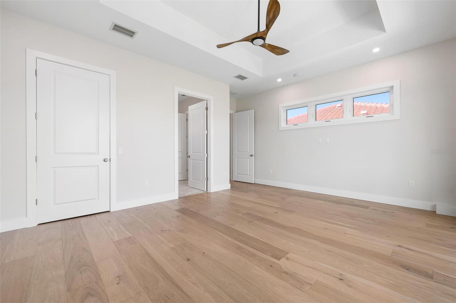 SIESTA BEACH - Residential