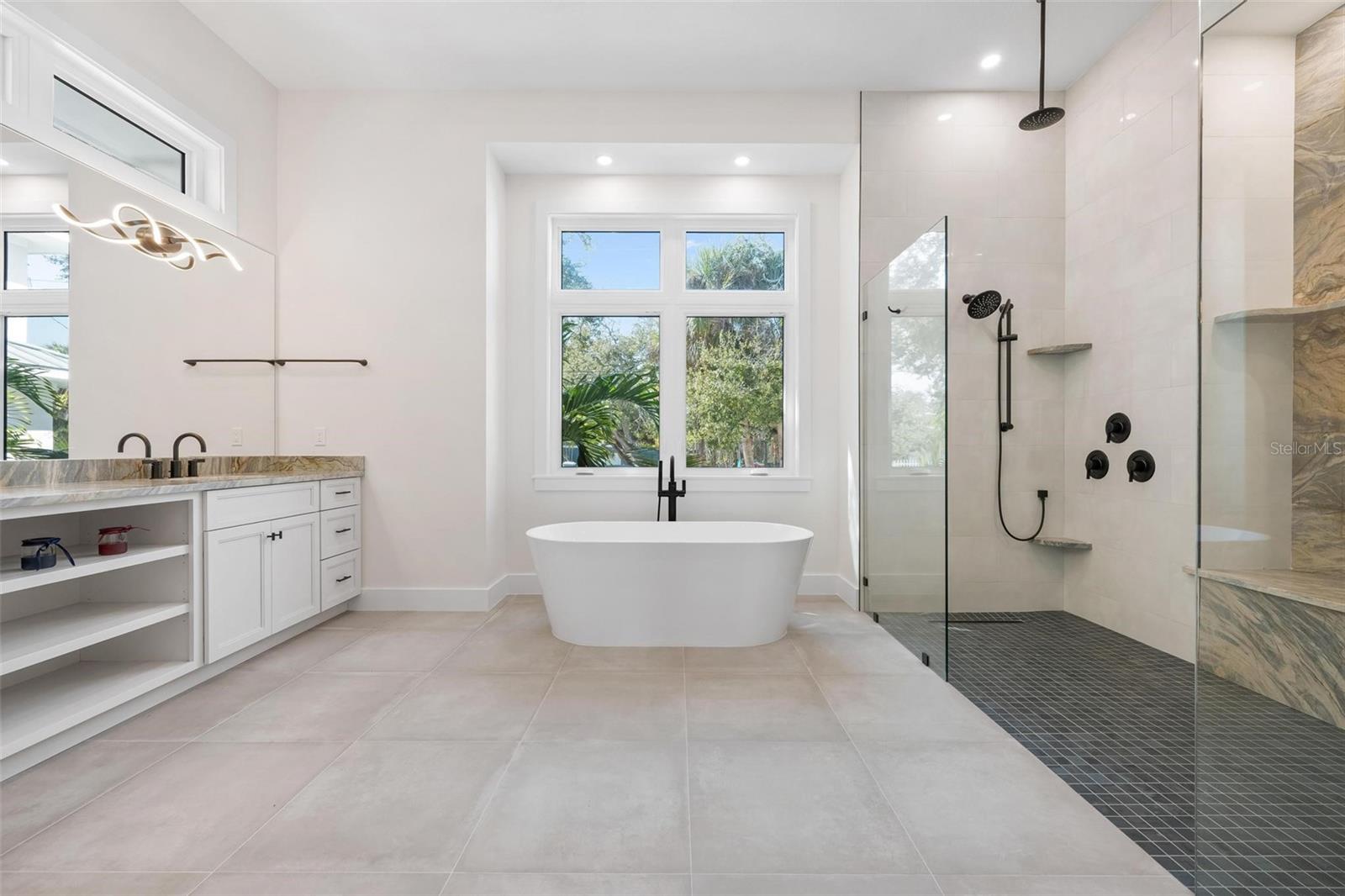 SIESTA BEACH - Residential