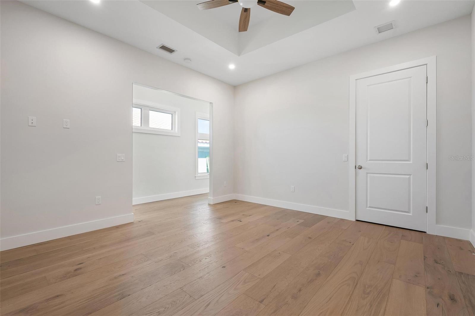 SIESTA BEACH - Residential