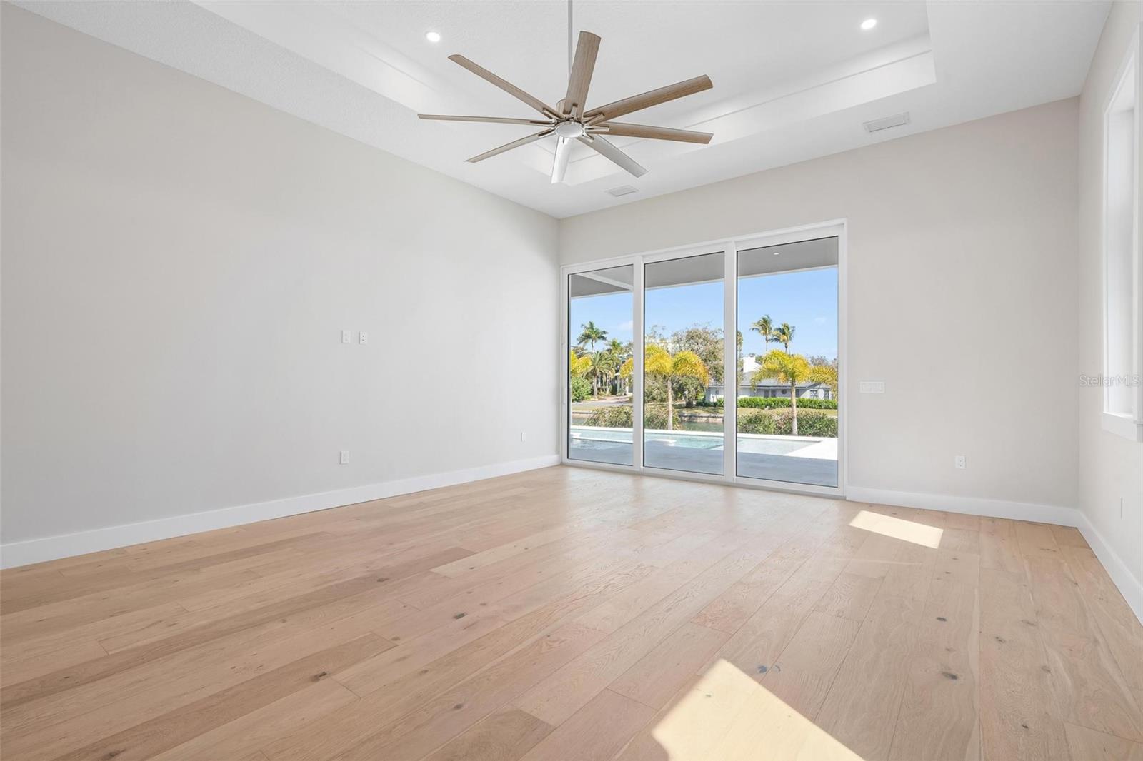 SIESTA BEACH - Residential