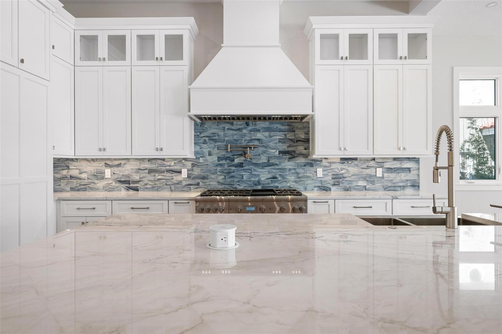 SIESTA BEACH - Residential