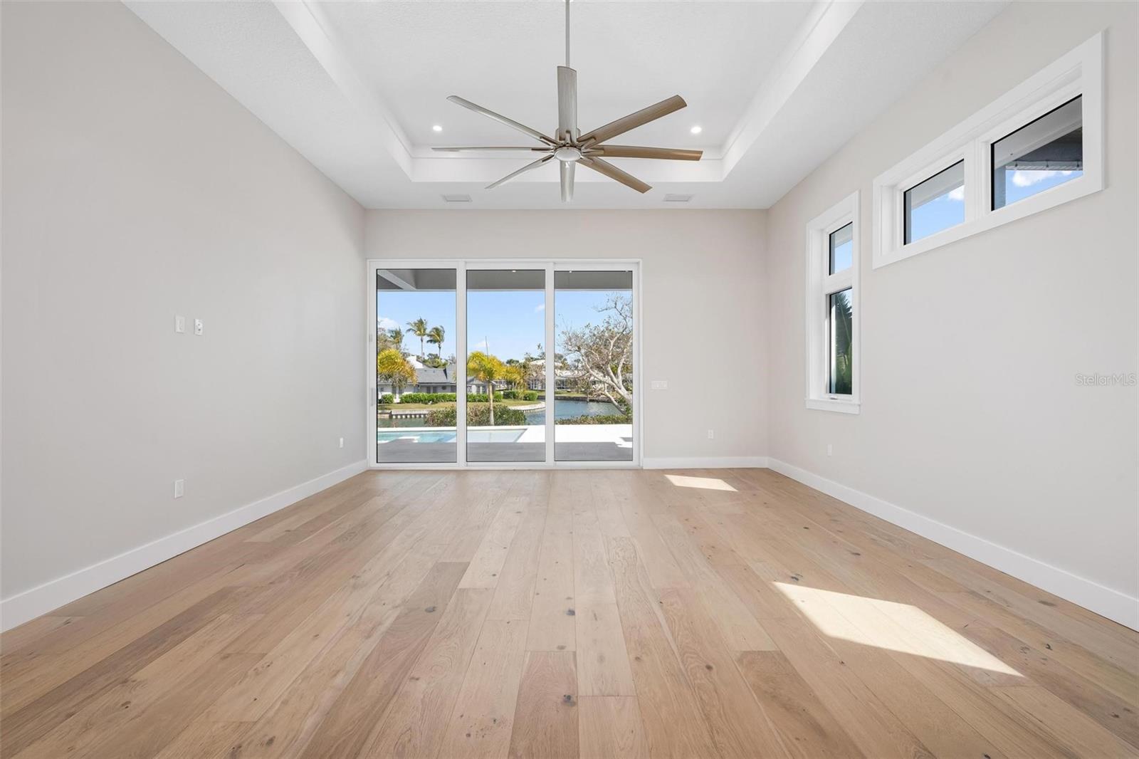 SIESTA BEACH - Residential