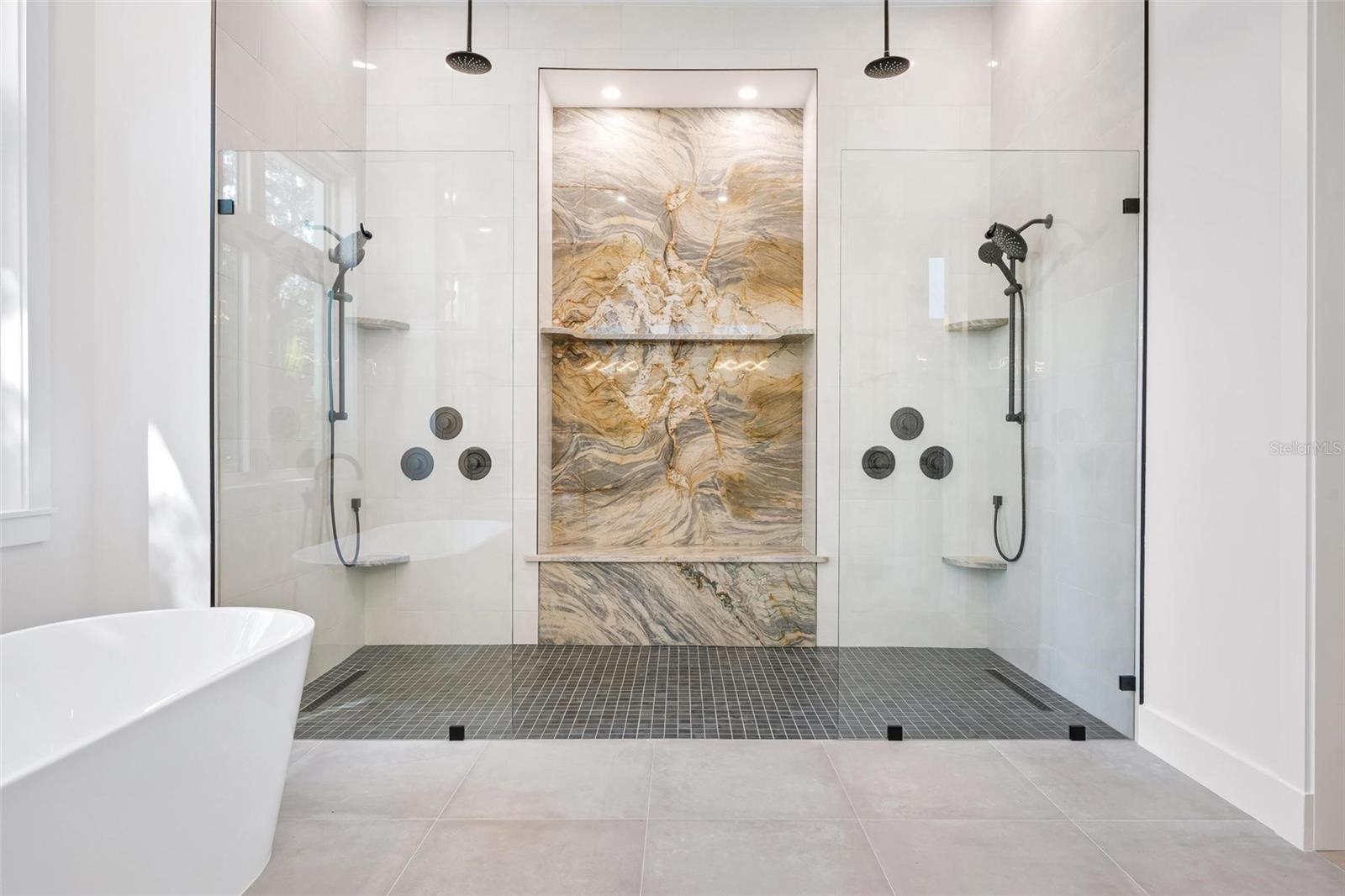 SIESTA BEACH - Residential