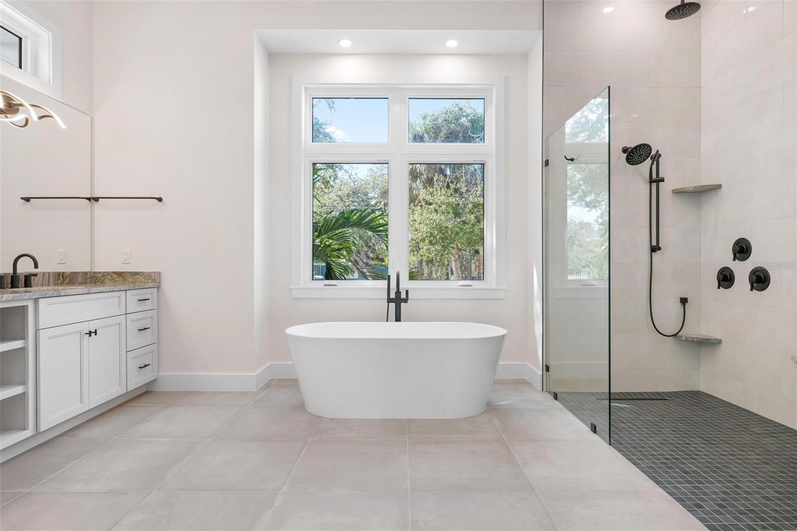 SIESTA BEACH - Residential