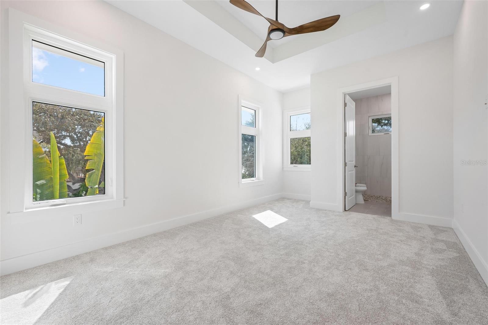 SIESTA BEACH - Residential