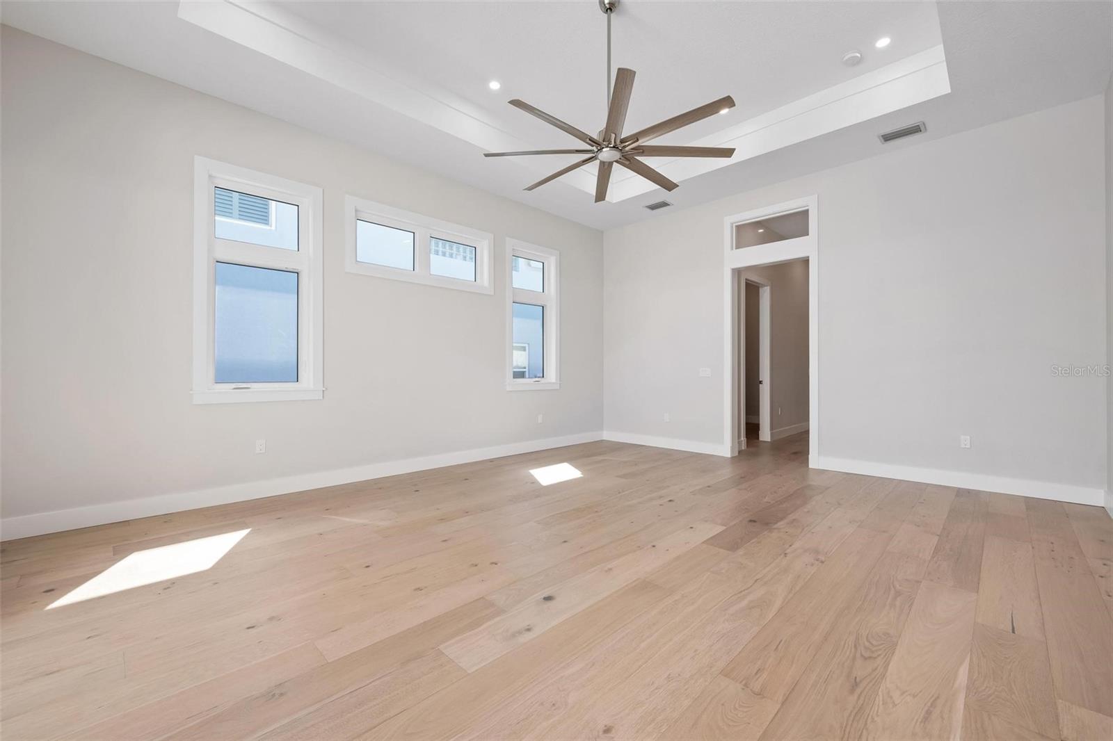 SIESTA BEACH - Residential