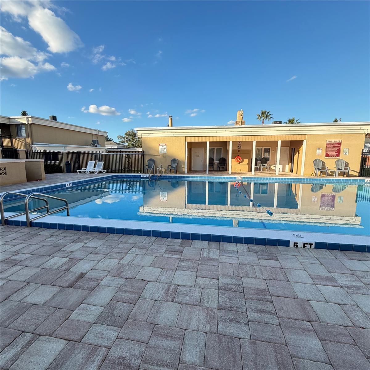 ASHWOOD CONDO - Residential