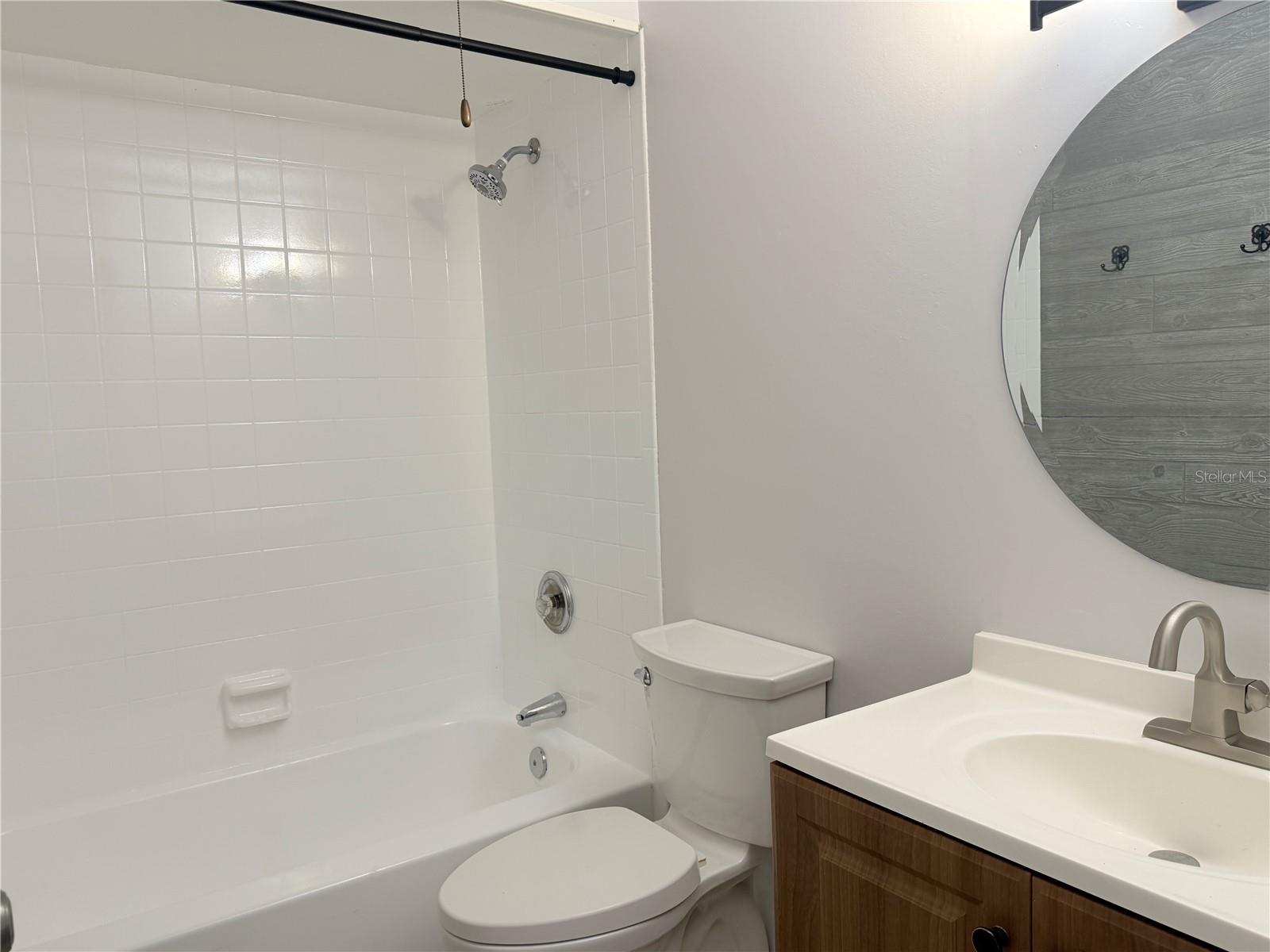 ASHWOOD CONDO - Residential