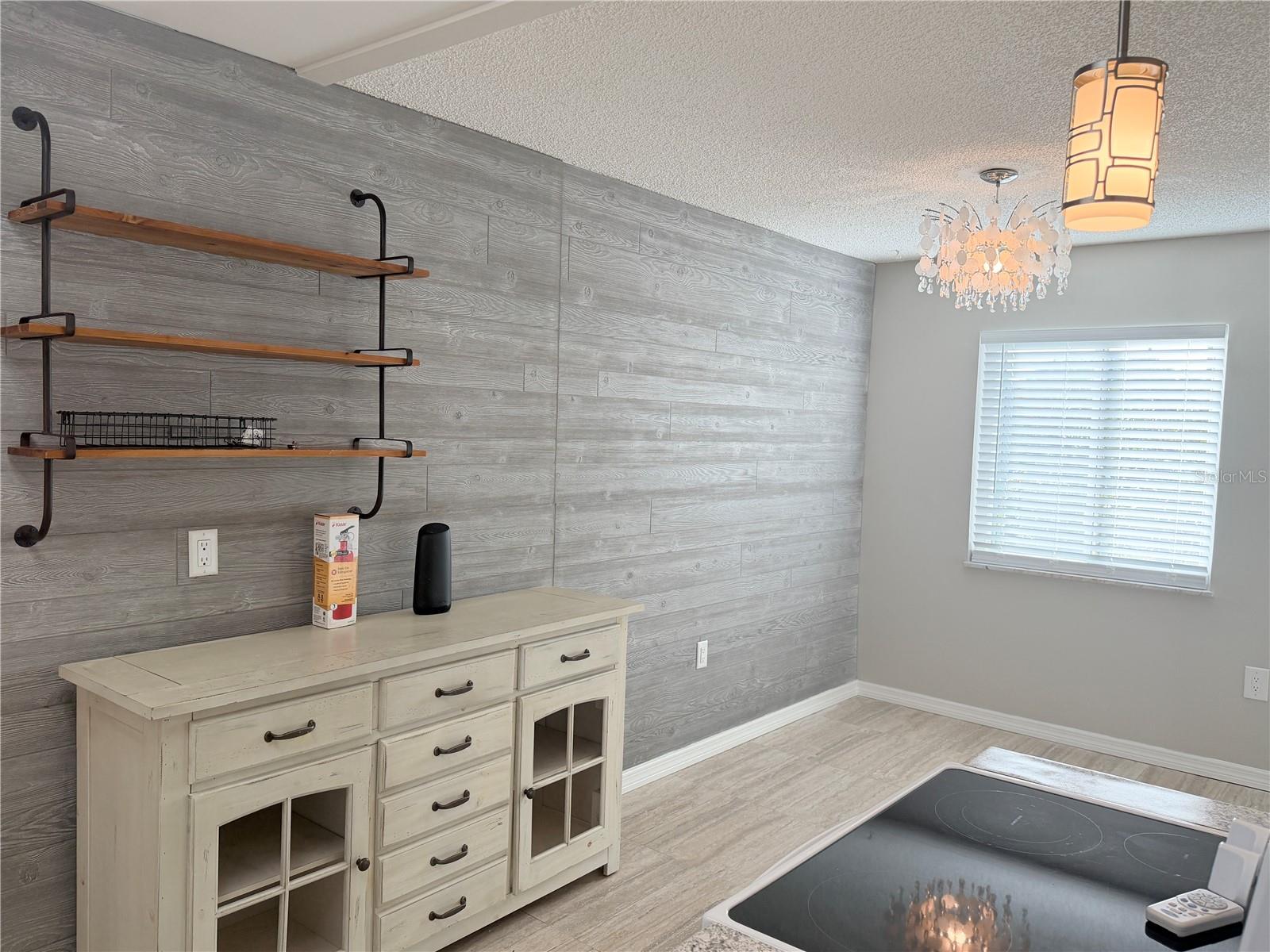 ASHWOOD CONDO - Residential