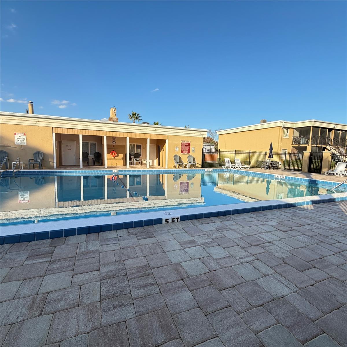 ASHWOOD CONDO - Residential