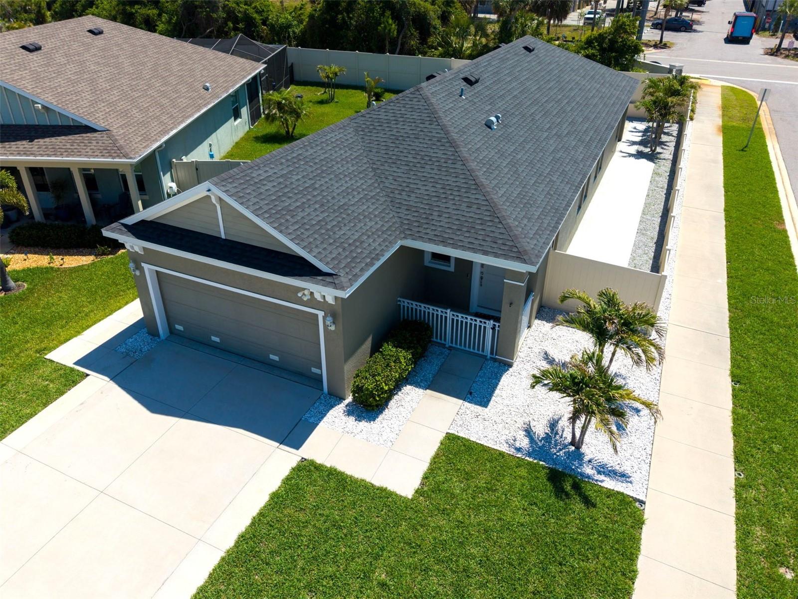 1461 N RIVER CIRCLE