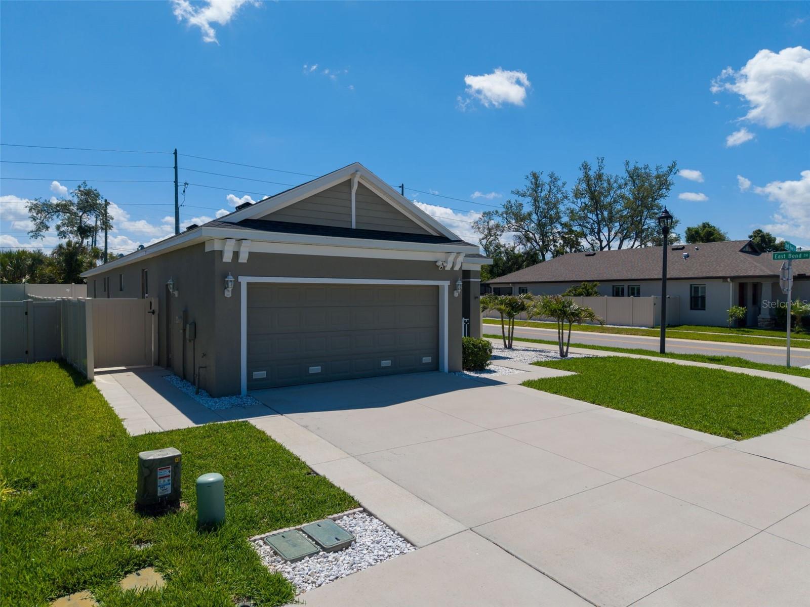 RIVER BEND VILLAGE - Residential