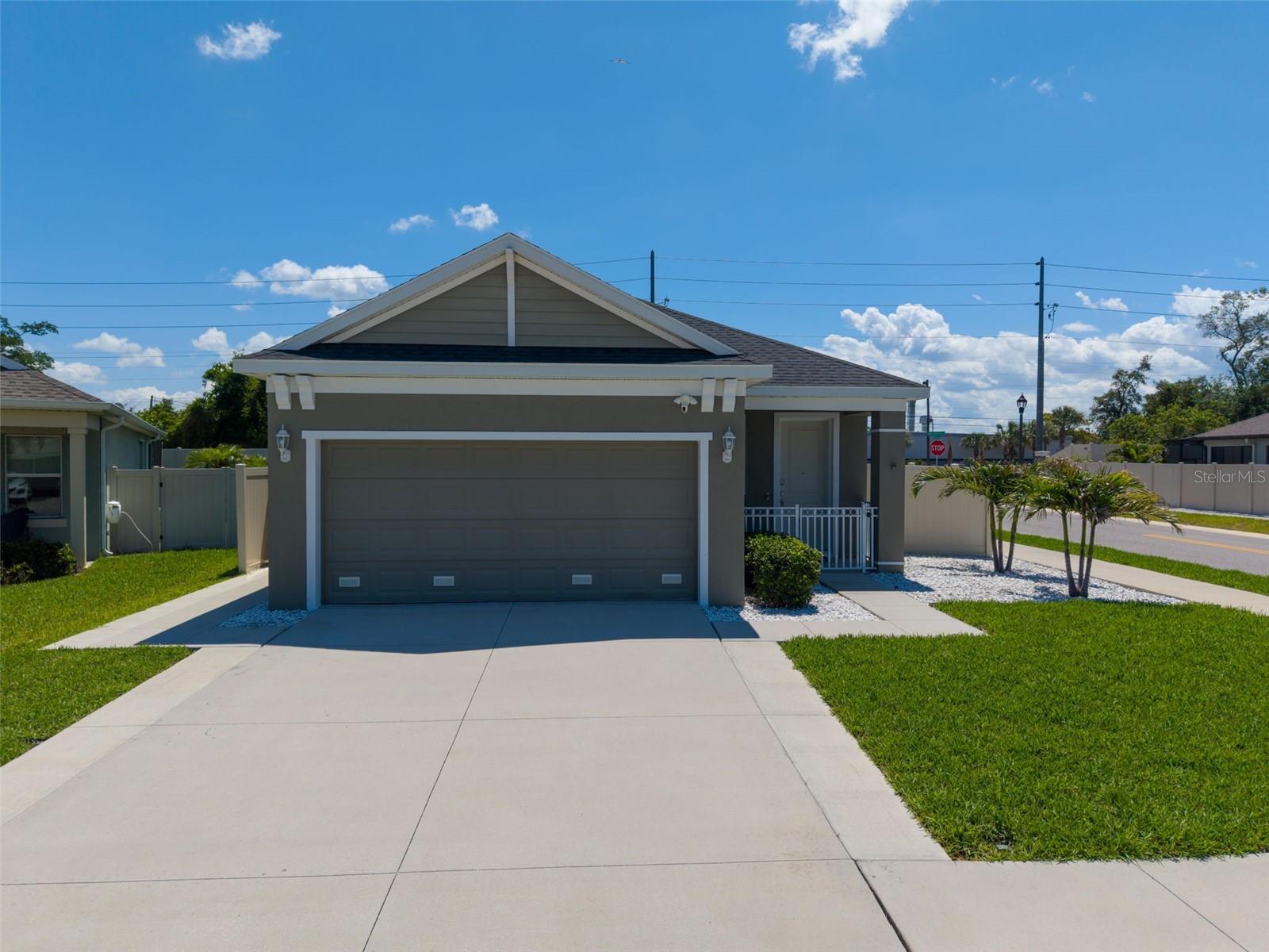 RIVER BEND VILLAGE - Residential