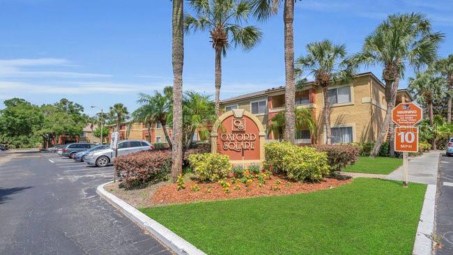 648 KENWICK CIRCLE 102