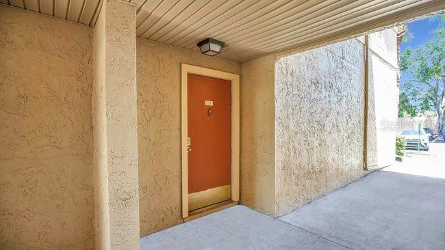 648 KENWICK CIRCLE 102