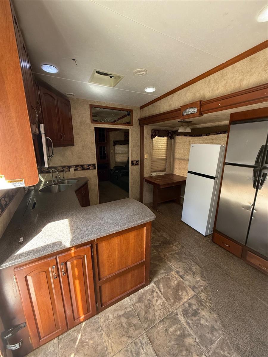 YOGI BEARS JELLYSTONE PARK CONDO - Residential Lease