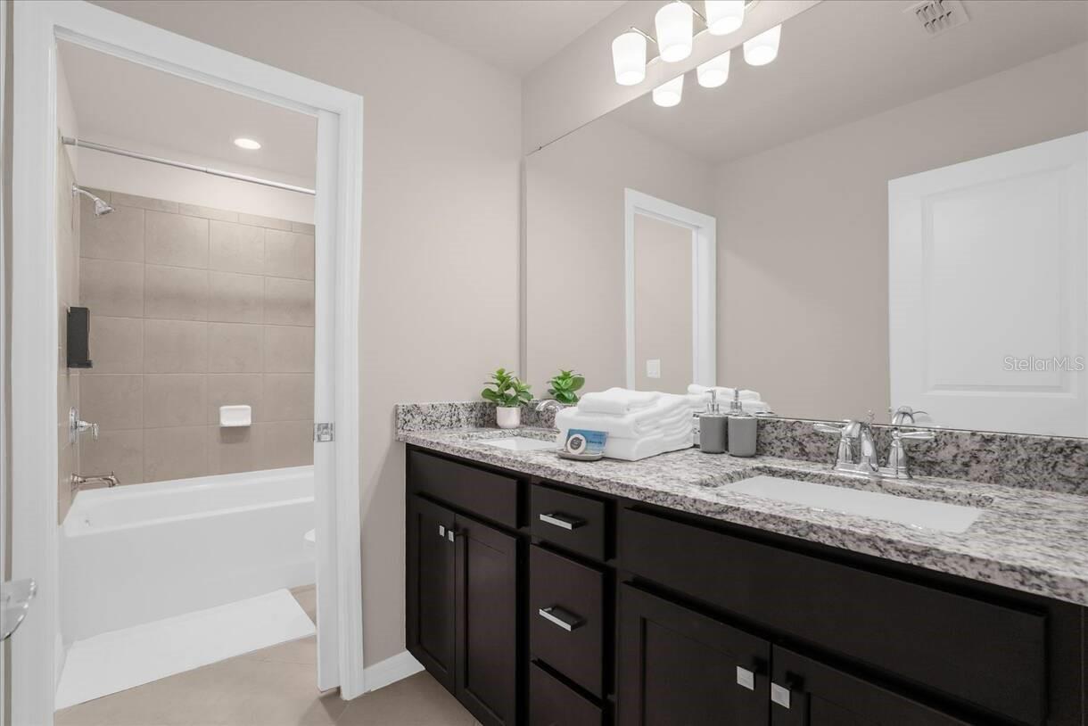 WINDSOR CAY PH 1 - Residential