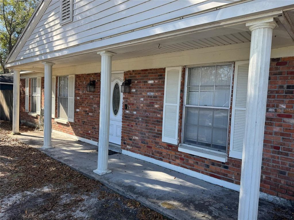 Photo of 19910 Longleaf Drive, Lutz, FL 33548 (MLS # TB8476304)