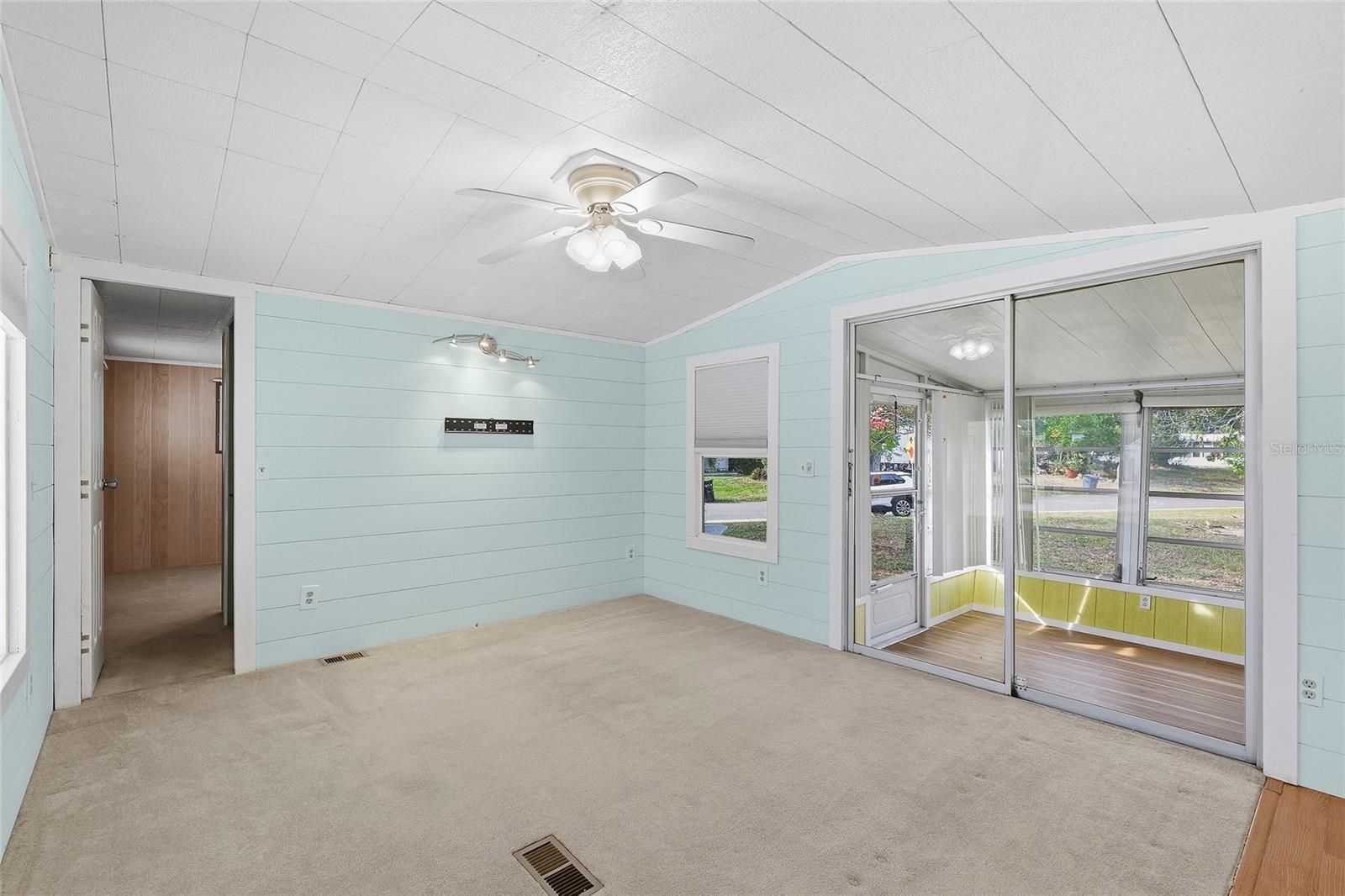 ALLANDALE - Residential