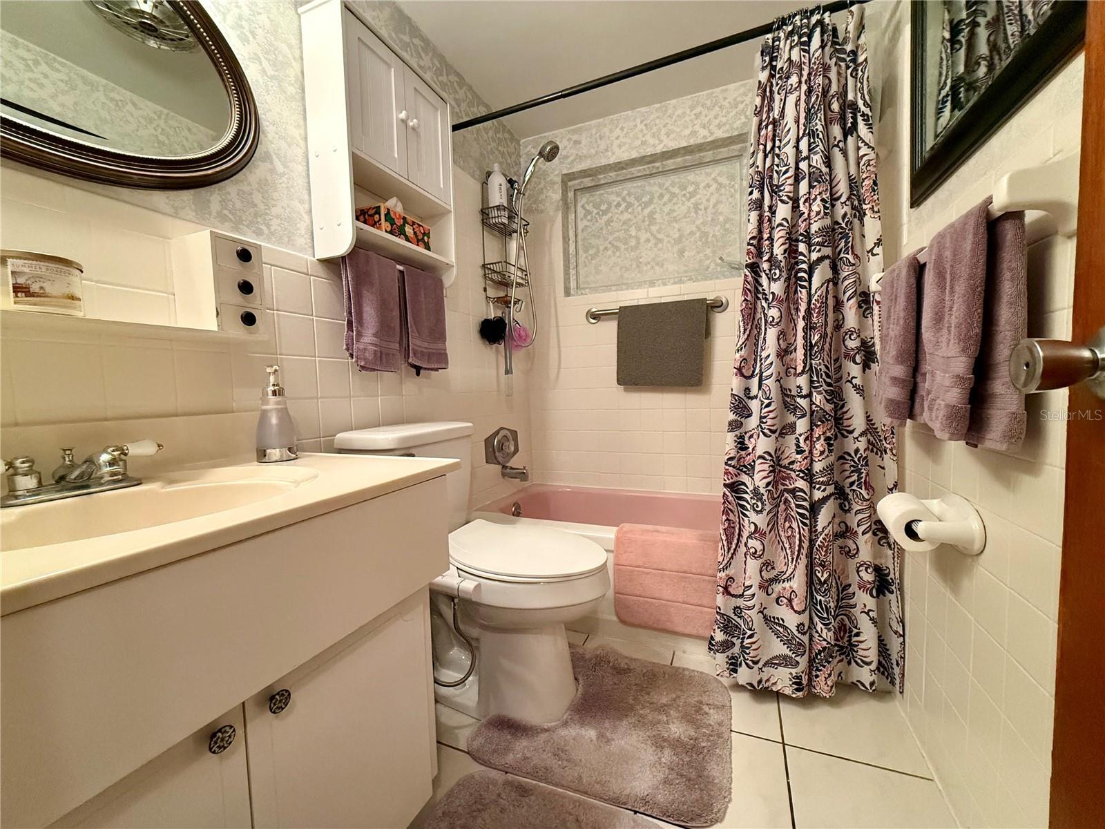 CREST RIDGE GARDENS - Residential