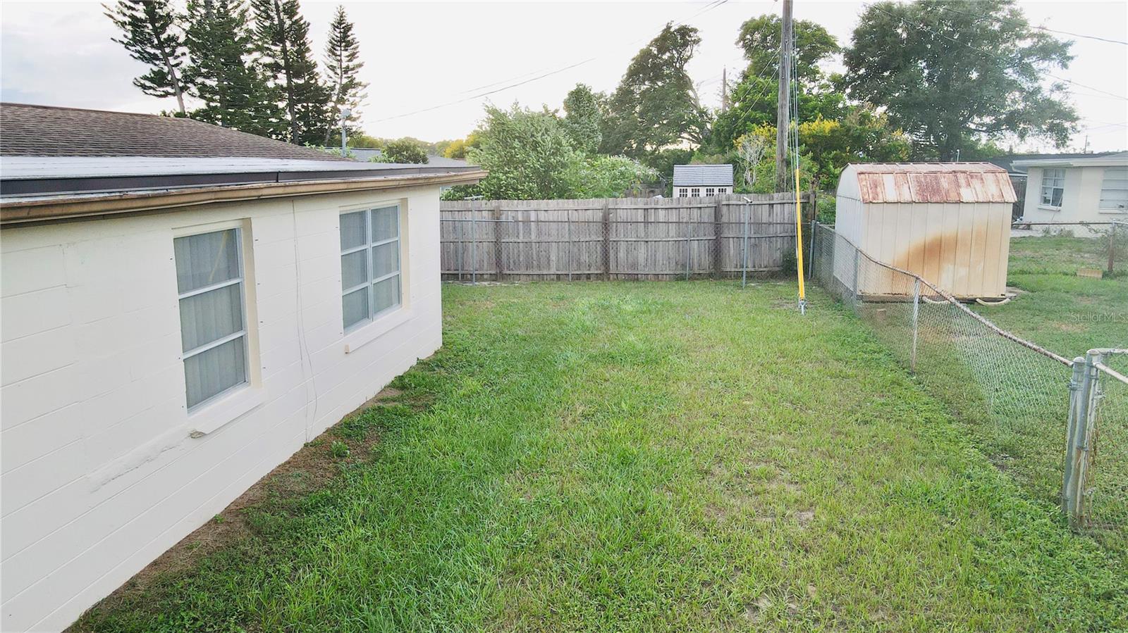 CREST RIDGE GARDENS - Residential