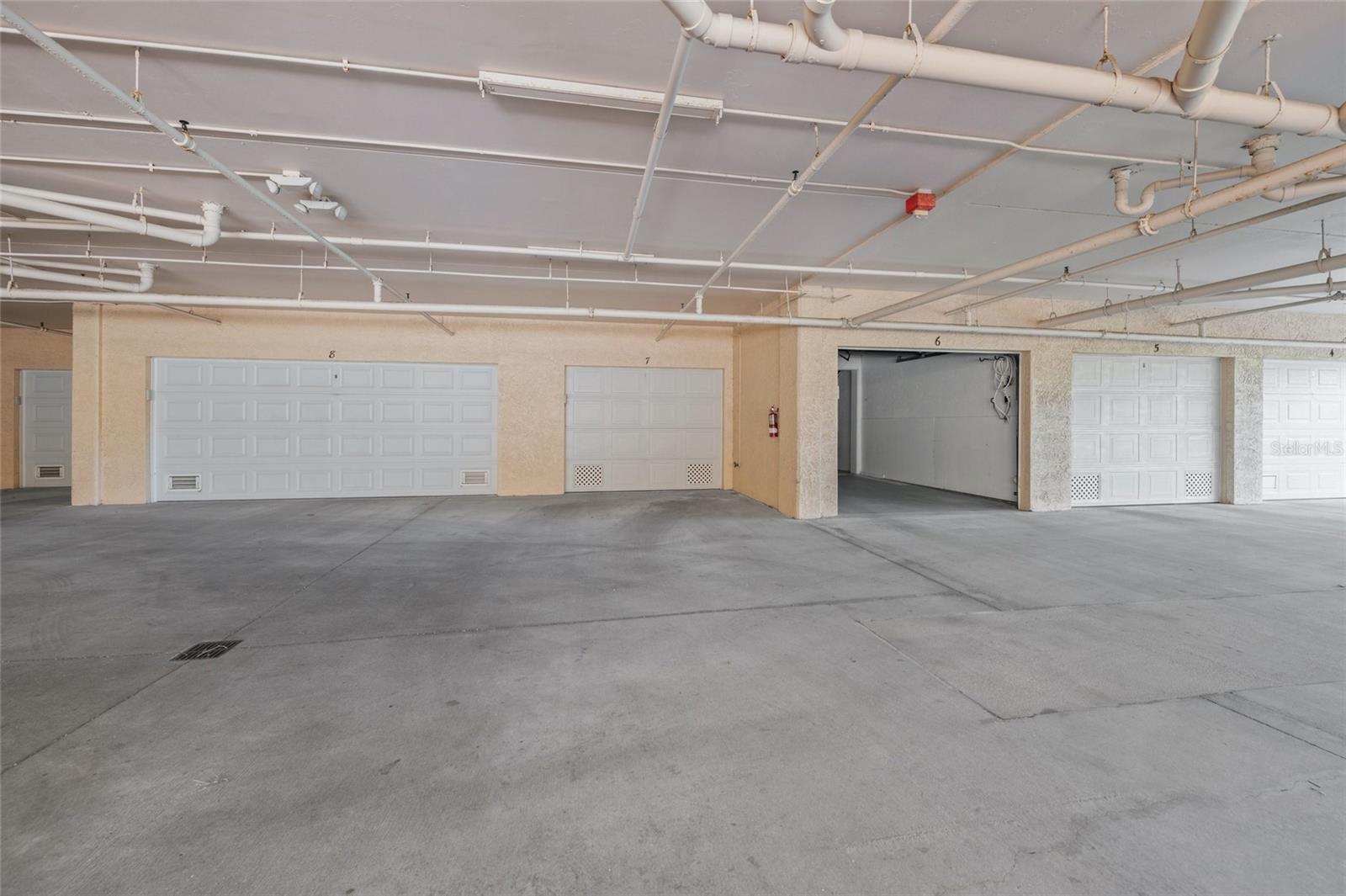 DOLPHIN BAY-SIESTA KEY SEC A - Residential