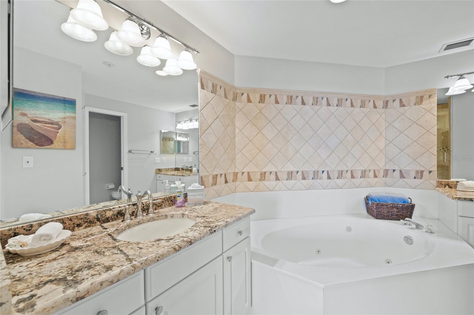 DOLPHIN BAY-SIESTA KEY SEC A - Residential