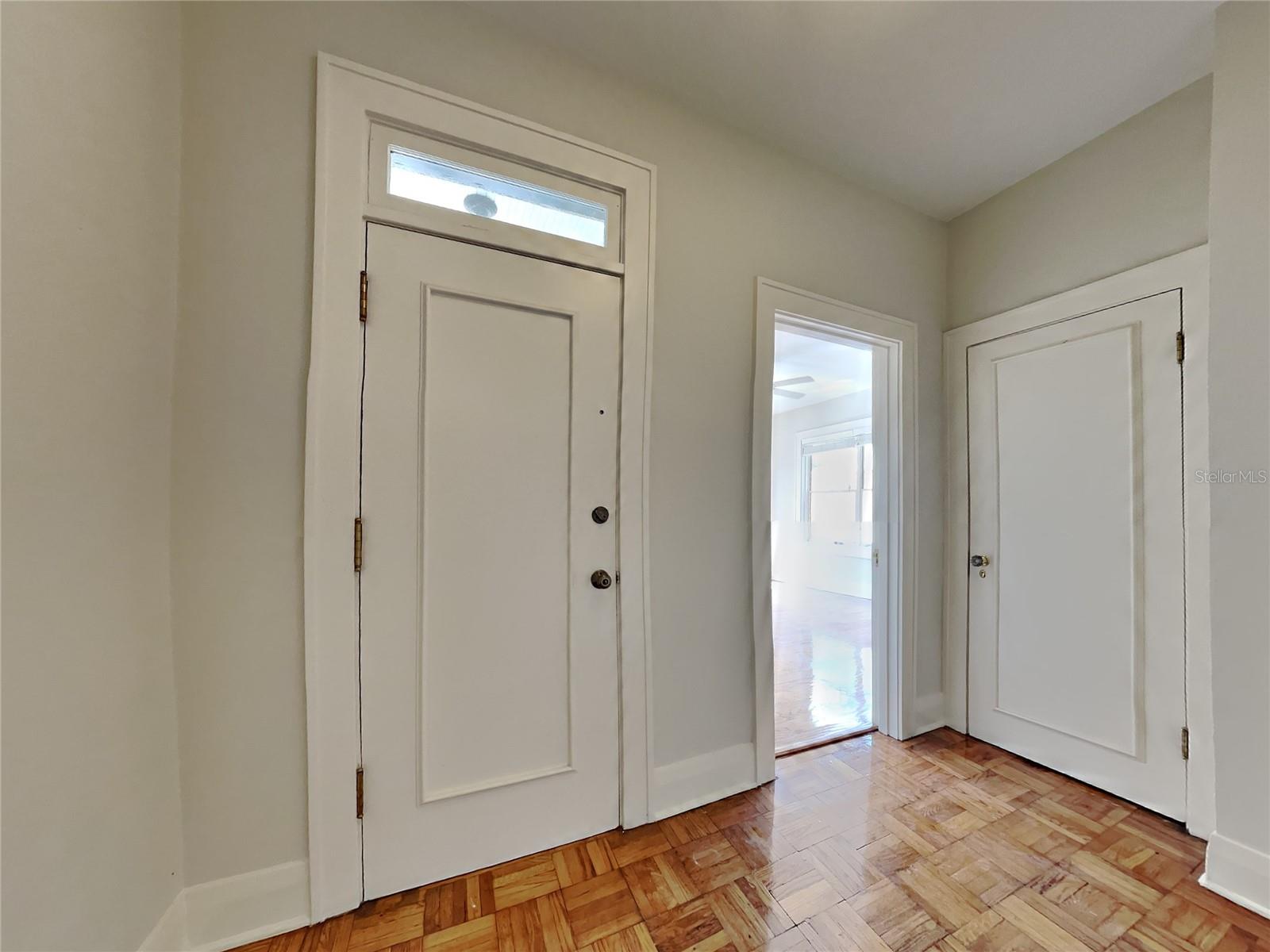 HYDE PARK WEST - Residential Lease