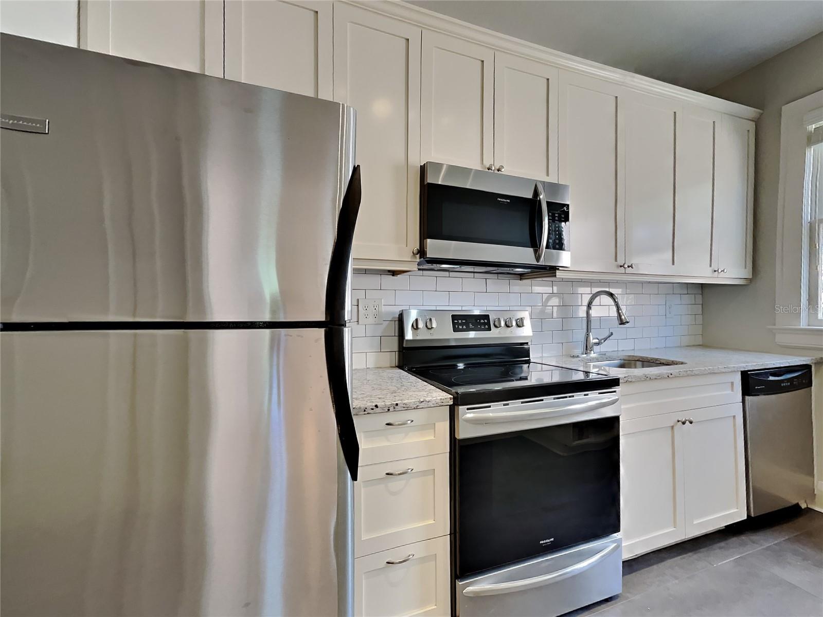 HYDE PARK WEST - Residential Lease