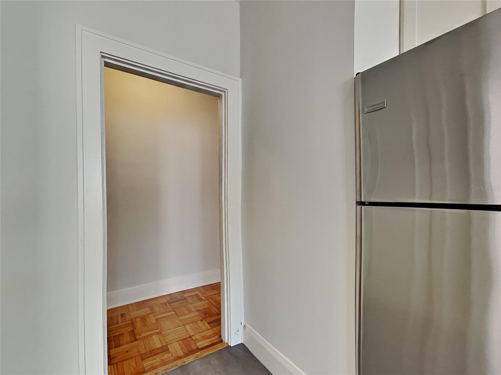 HYDE PARK WEST - Residential Lease