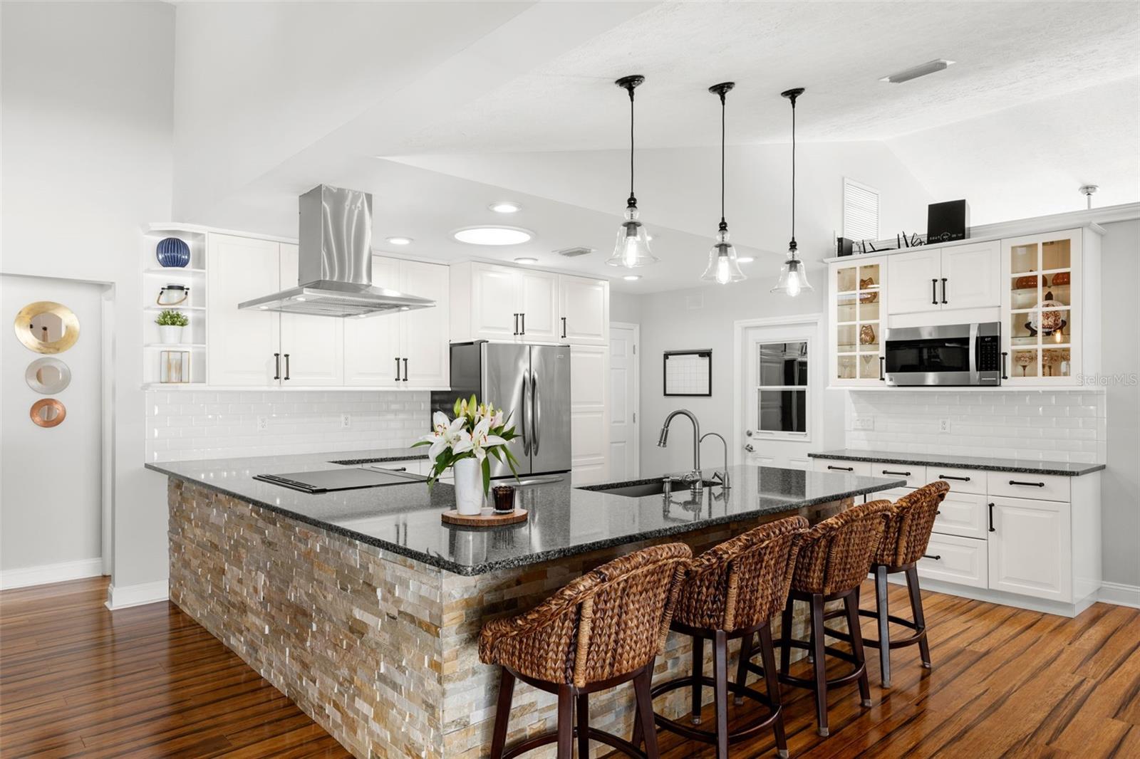 EAGLEBROOK PH 2 - Residential