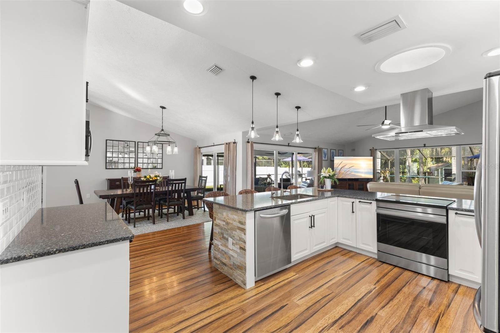 EAGLEBROOK PH 2 - Residential